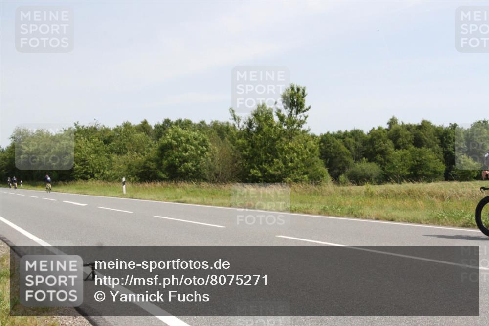 22.06.2025 - Viking Triathlon Yannick Fuchs http://msf.ph/oto/8075271 22.06.2025 11:41:57 Radfahren 69, 385, 469 meine-sportfotos.de