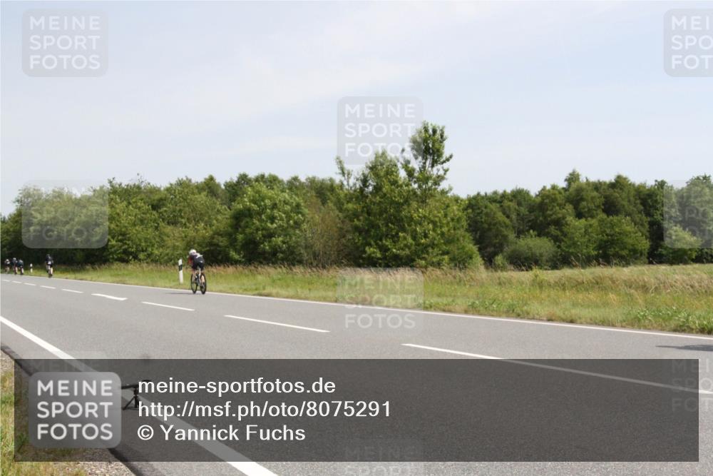 22.06.2025 - Viking Triathlon Yannick Fuchs http://msf.ph/oto/8075291 22.06.2025 11:42:16 Radfahren 88, 161, 547 meine-sportfotos.de