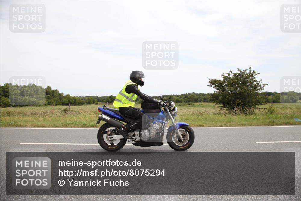 22.06.2025 - Viking Triathlon Yannick Fuchs http://msf.ph/oto/8075294 22.06.2025 13:28:11 Radfahren 405 meine-sportfotos.de