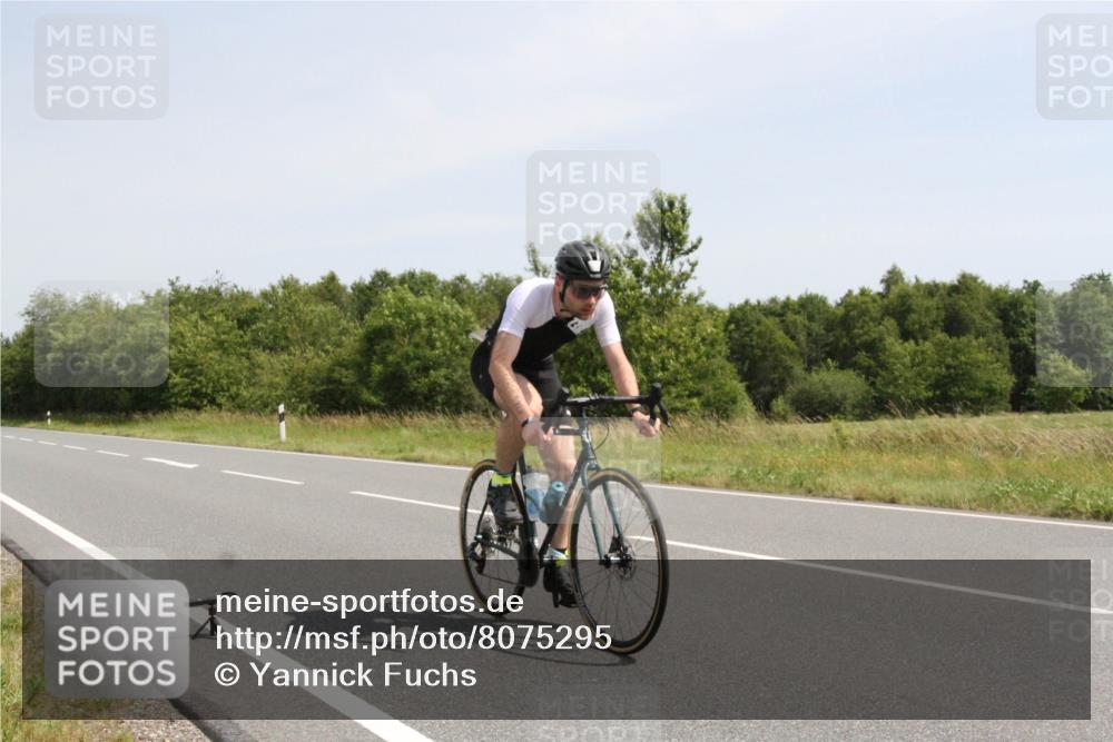 22.06.2025 - Viking Triathlon Yannick Fuchs http://msf.ph/oto/8075295 22.06.2025 11:42:30 Radfahren 162, 177, 378, 398, 474 meine-sportfotos.de