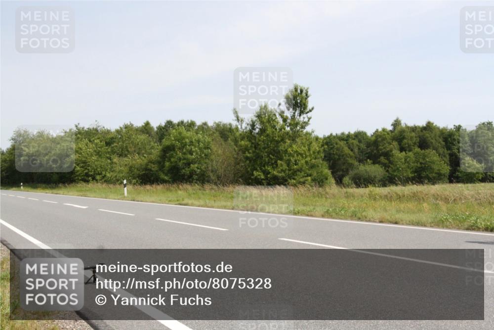 22.06.2025 - Viking Triathlon Yannick Fuchs http://msf.ph/oto/8075328 22.06.2025 11:43:03 Radfahren 76, 91, 332, 623, 633 meine-sportfotos.de