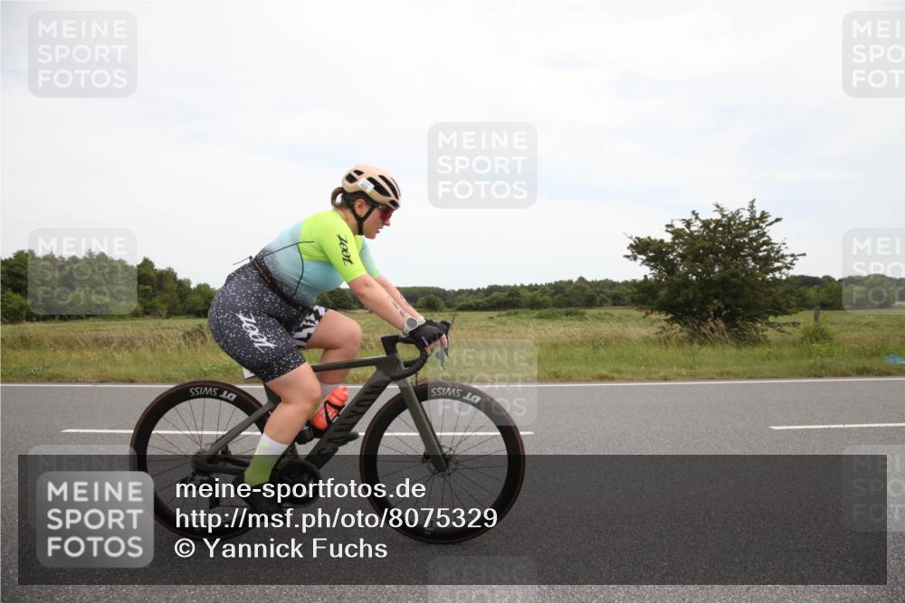 22.06.2025 - Viking Triathlon Yannick Fuchs http://msf.ph/oto/8075329 22.06.2025 13:29:55 Radfahren 74, 102, 468 meine-sportfotos.de