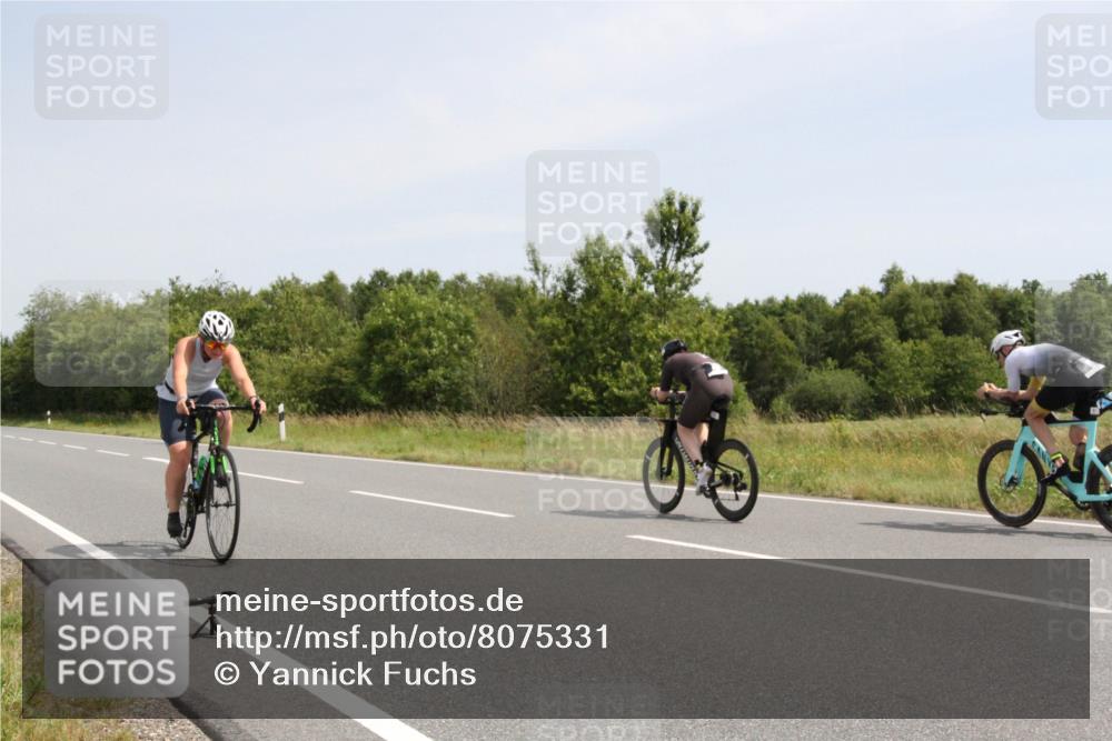 22.06.2025 - Viking Triathlon Yannick Fuchs http://msf.ph/oto/8075331 22.06.2025 11:43:07 Radfahren 21, 76, 91, 157, 332, 633 meine-sportfotos.de