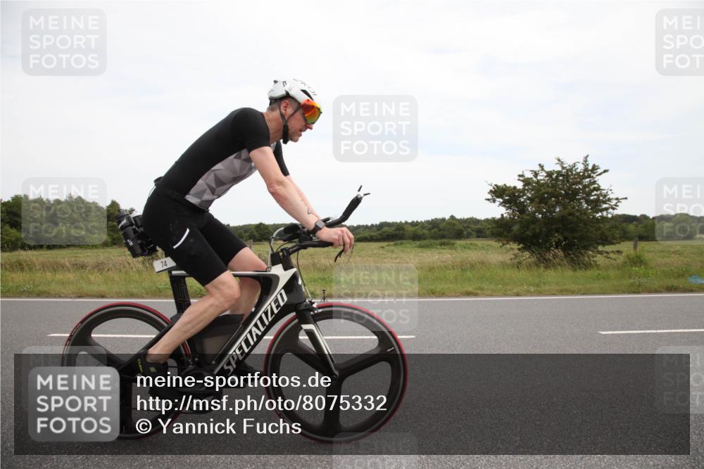 22.06.2025 - Viking Triathlon Yannick Fuchs http://msf.ph/oto/8075332 22.06.2025 13:29:58 Radfahren 74, 468 meine-sportfotos.de