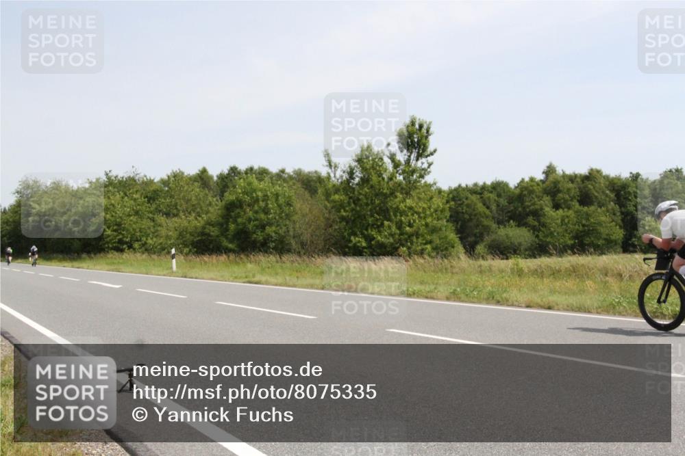 22.06.2025 - Viking Triathlon Yannick Fuchs http://msf.ph/oto/8075335 22.06.2025 11:43:13 Radfahren 21, 46, 157, 179, 334 meine-sportfotos.de