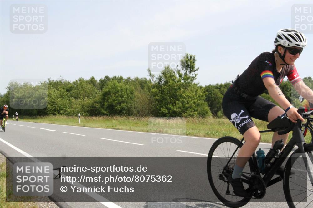 22.06.2025 - Viking Triathlon Yannick Fuchs http://msf.ph/oto/8075362 22.06.2025 11:43:39 Radfahren 183, 364, 372, 418, 466, 632 meine-sportfotos.de