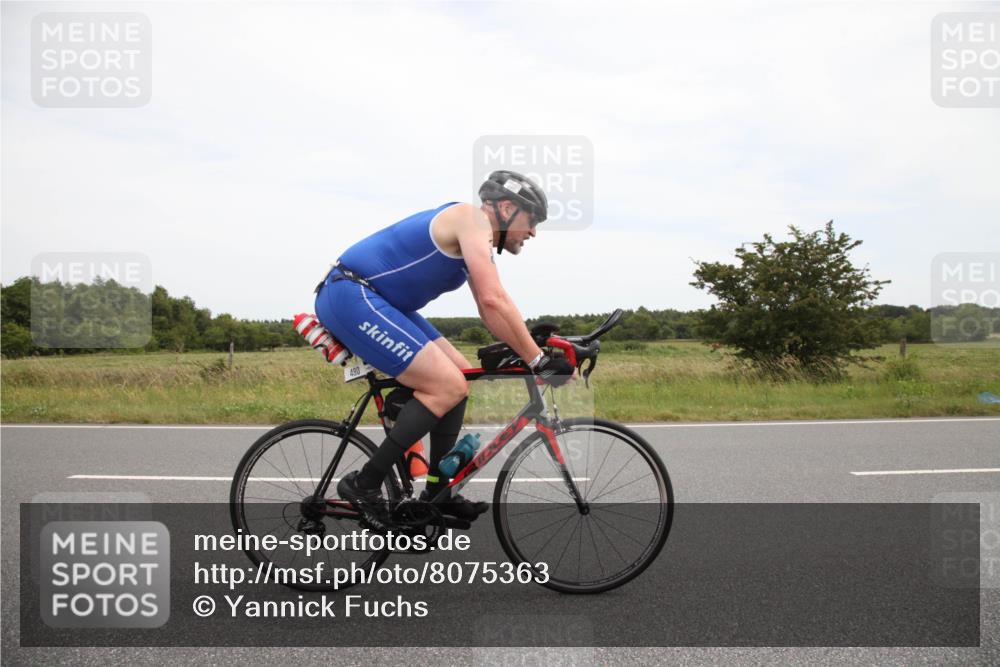 22.06.2025 - Viking Triathlon Yannick Fuchs http://msf.ph/oto/8075363 22.06.2025 13:33:01 Radfahren 490 meine-sportfotos.de