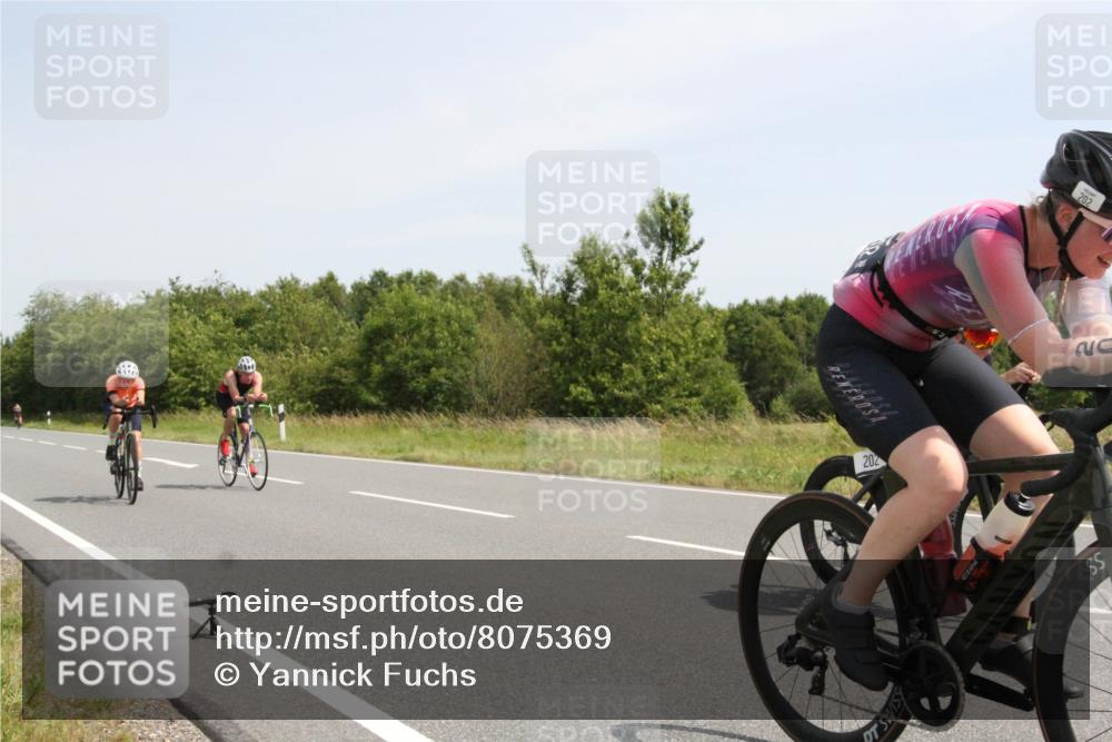 22.06.2025 - Viking Triathlon Yannick Fuchs http://msf.ph/oto/8075369 22.06.2025 11:43:47 Radfahren 37, 130, 202, 308, 390, 466 meine-sportfotos.de