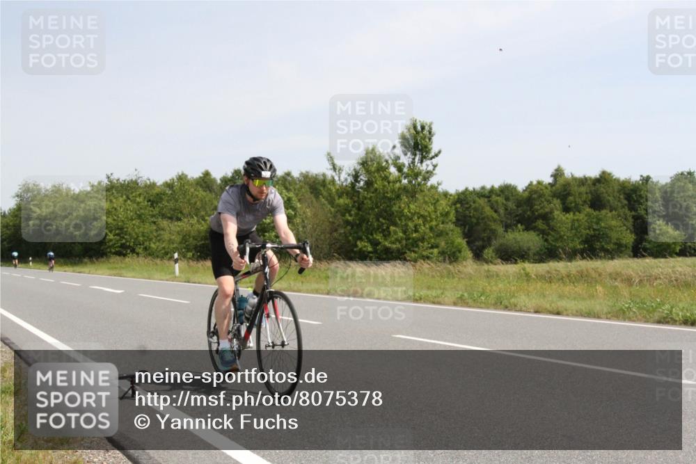 22.06.2025 - Viking Triathlon Yannick Fuchs http://msf.ph/oto/8075378 22.06.2025 11:44:01 Radfahren 6, 31, 143, 396 meine-sportfotos.de