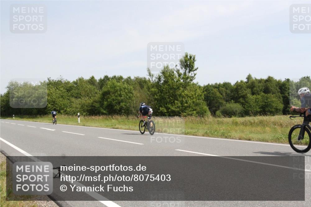 22.06.2025 - Viking Triathlon Yannick Fuchs http://msf.ph/oto/8075403 22.06.2025 11:44:41 Radfahren 24, 85, 114, 164, 204, 313, 473, 552, 603 meine-sportfotos.de