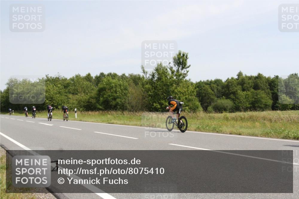 22.06.2025 - Viking Triathlon Yannick Fuchs http://msf.ph/oto/8075410 22.06.2025 11:44:44 Radfahren 85, 164, 204, 313, 366, 473, 540, 552 meine-sportfotos.de