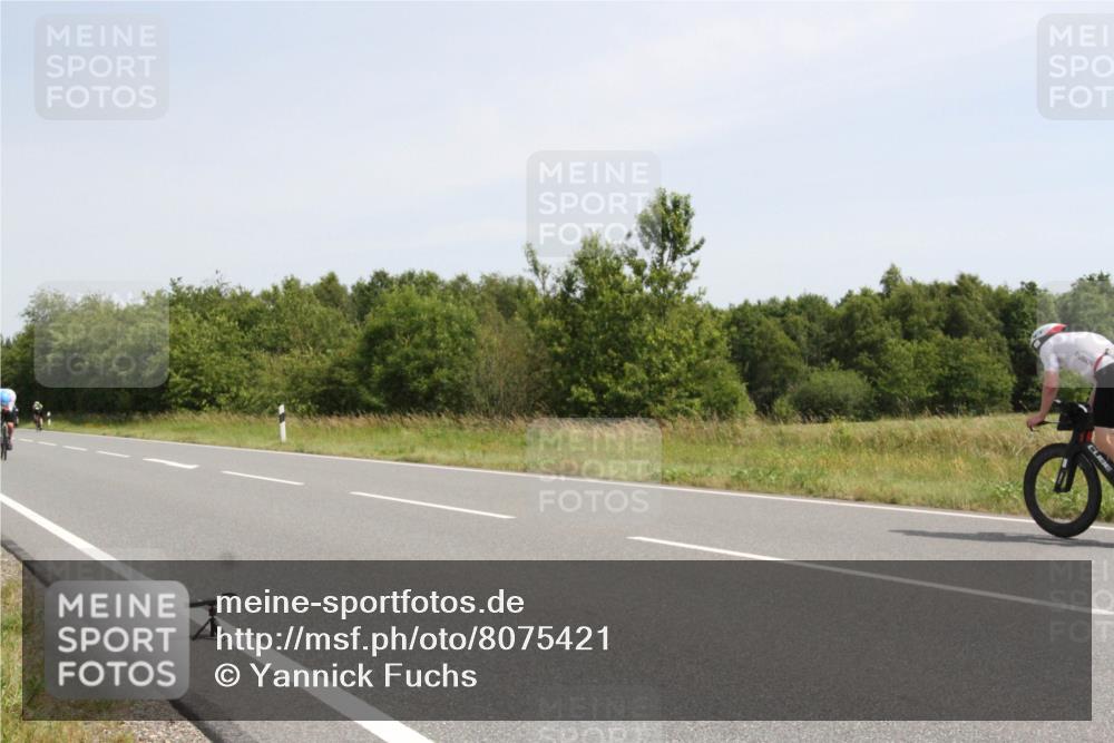 22.06.2025 - Viking Triathlon Yannick Fuchs http://msf.ph/oto/8075421 22.06.2025 11:44:58 Radfahren 29, 169, 325, 556, 618, 642 meine-sportfotos.de
