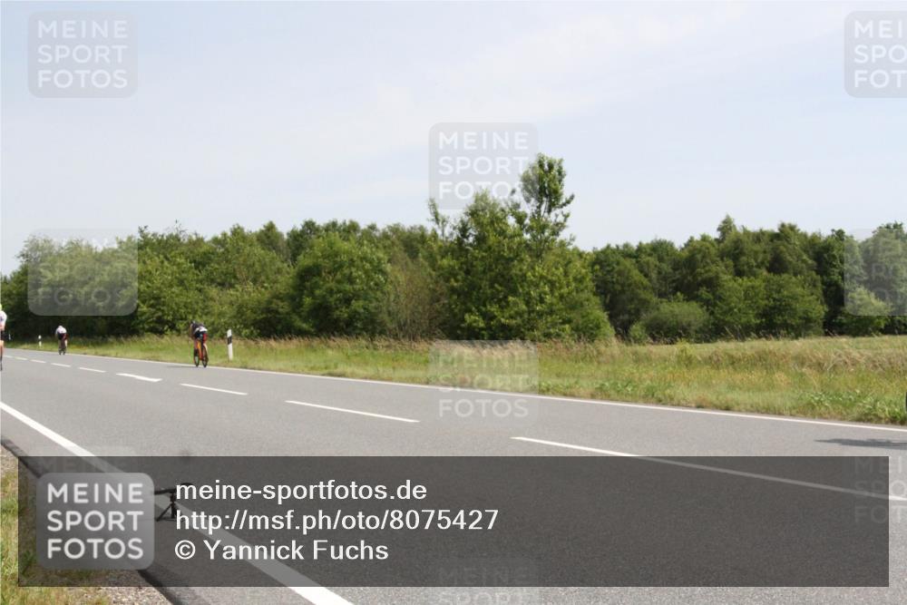 22.06.2025 - Viking Triathlon Yannick Fuchs http://msf.ph/oto/8075427 22.06.2025 11:45:02 Radfahren 29, 117, 169, 185, 273, 325, 449, 451, 618, 642 meine-sportfotos.de