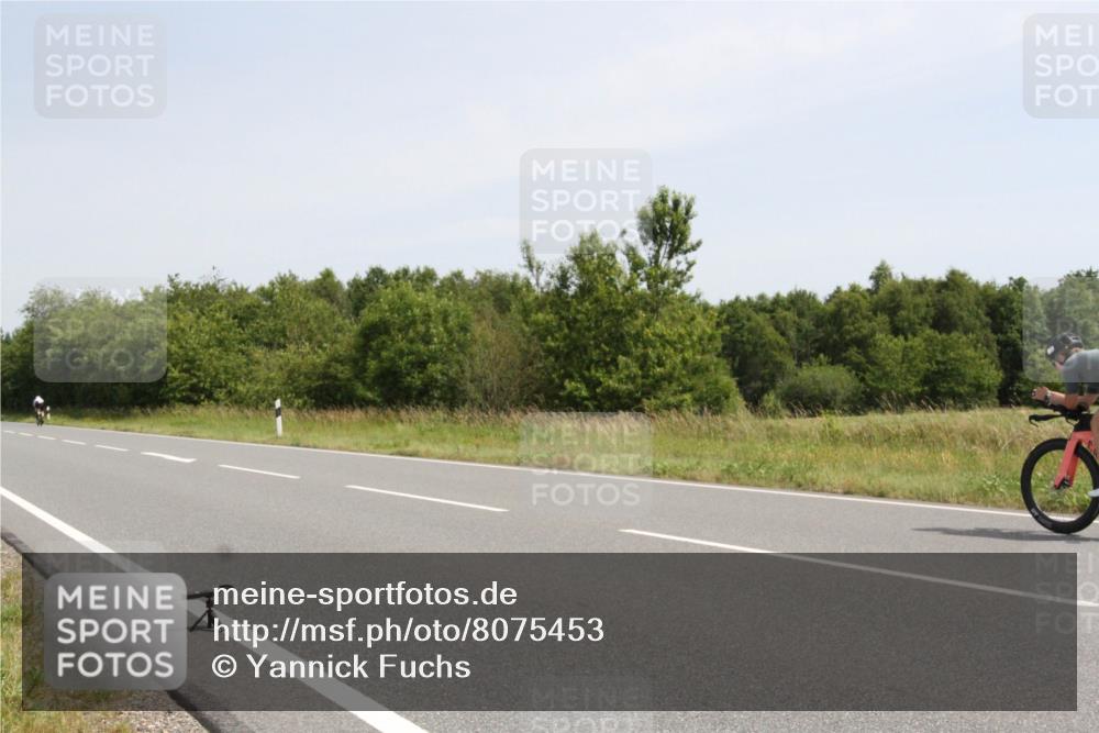 22.06.2025 - Viking Triathlon Yannick Fuchs http://msf.ph/oto/8075453 22.06.2025 11:45:29 Radfahren 107, 247, 306 meine-sportfotos.de