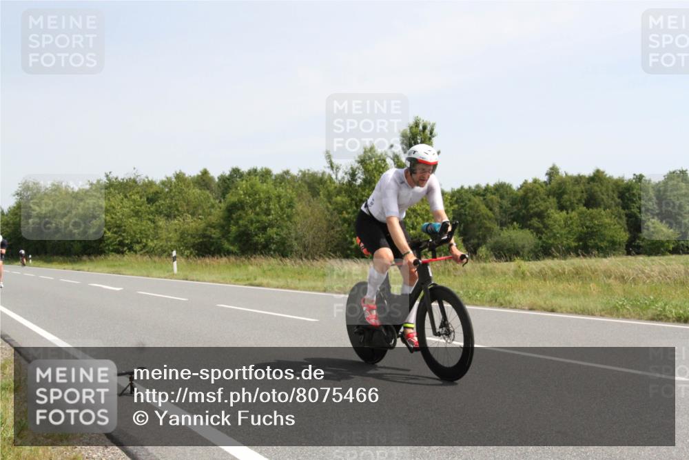 22.06.2025 - Viking Triathlon Yannick Fuchs http://msf.ph/oto/8075466 22.06.2025 11:45:45 Radfahren 10, 122, 166, 295, 544, 617 meine-sportfotos.de