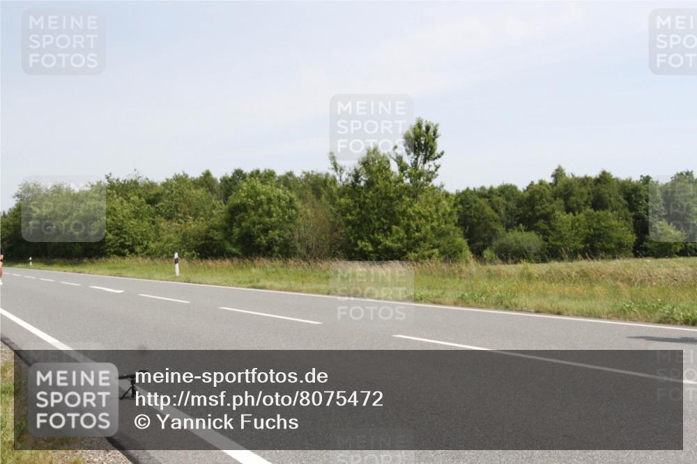 22.06.2025 - Viking Triathlon Yannick Fuchs http://msf.ph/oto/8075472 22.06.2025 11:45:50 Radfahren 10, 295, 453, 544 meine-sportfotos.de