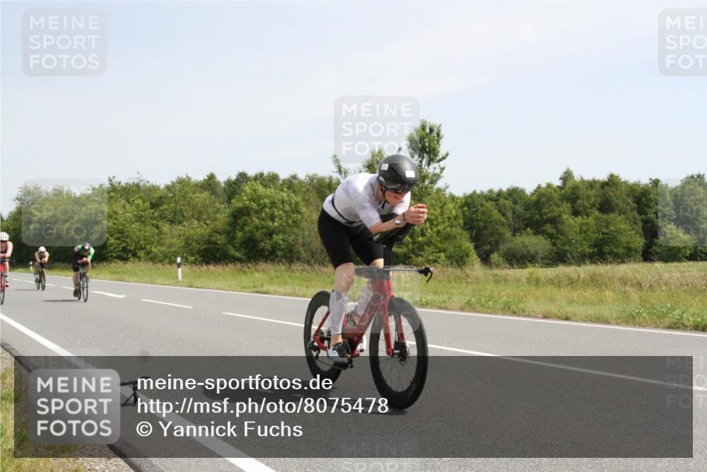 22.06.2025 - Viking Triathlon Yannick Fuchs http://msf.ph/oto/8075478 22.06.2025 11:46:02 Radfahren 90, 140, 167, 198, 384, 401, 534 meine-sportfotos.de