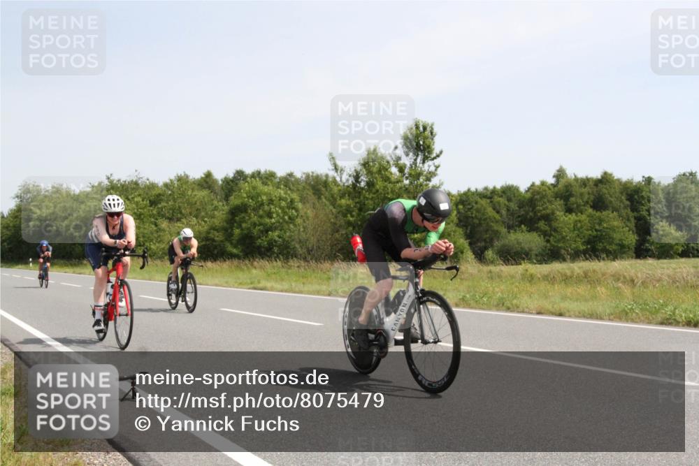 22.06.2025 - Viking Triathlon Yannick Fuchs http://msf.ph/oto/8075479 22.06.2025 11:46:03 Radfahren 90, 140, 167, 198, 298, 384, 401, 534 meine-sportfotos.de