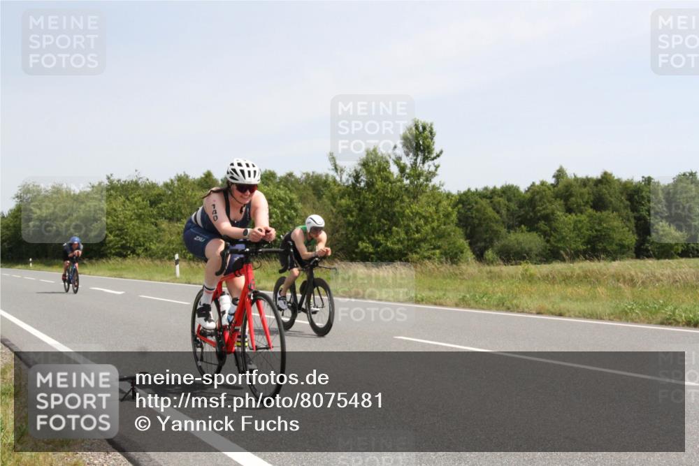 22.06.2025 - Viking Triathlon Yannick Fuchs http://msf.ph/oto/8075481 22.06.2025 11:46:04 Radfahren 140, 167, 198, 298, 384, 401, 534 meine-sportfotos.de