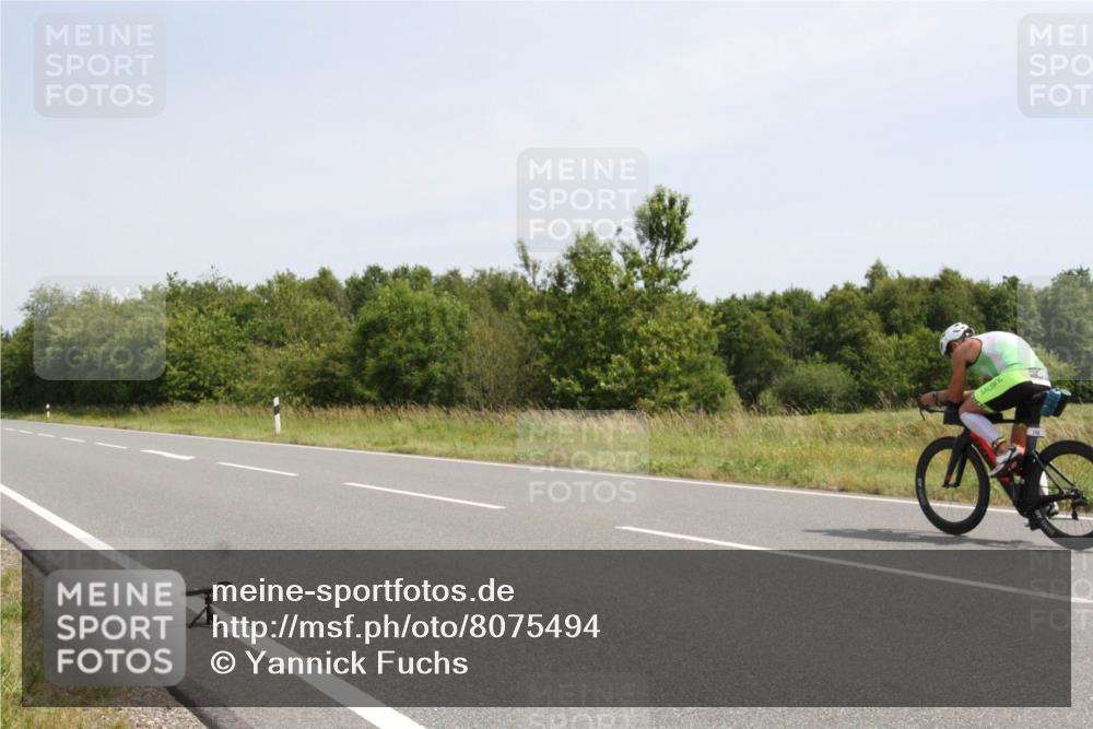 22.06.2025 - Viking Triathlon Yannick Fuchs http://msf.ph/oto/8075494 22.06.2025 11:46:31 Radfahren 248, 386, 482 meine-sportfotos.de