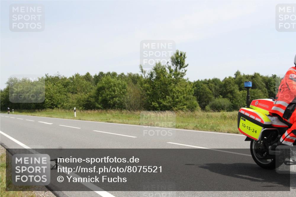 22.06.2025 - Viking Triathlon Yannick Fuchs http://msf.ph/oto/8075521 22.06.2025 11:46:56 Radfahren 48, 57, 116, 640 meine-sportfotos.de