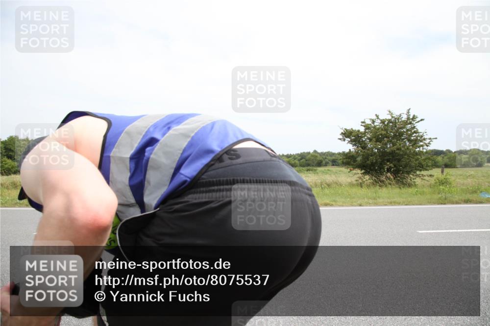 22.06.2025 - Viking Triathlon Yannick Fuchs http://msf.ph/oto/8075537 22.06.2025 13:43:53 Radfahren  meine-sportfotos.de