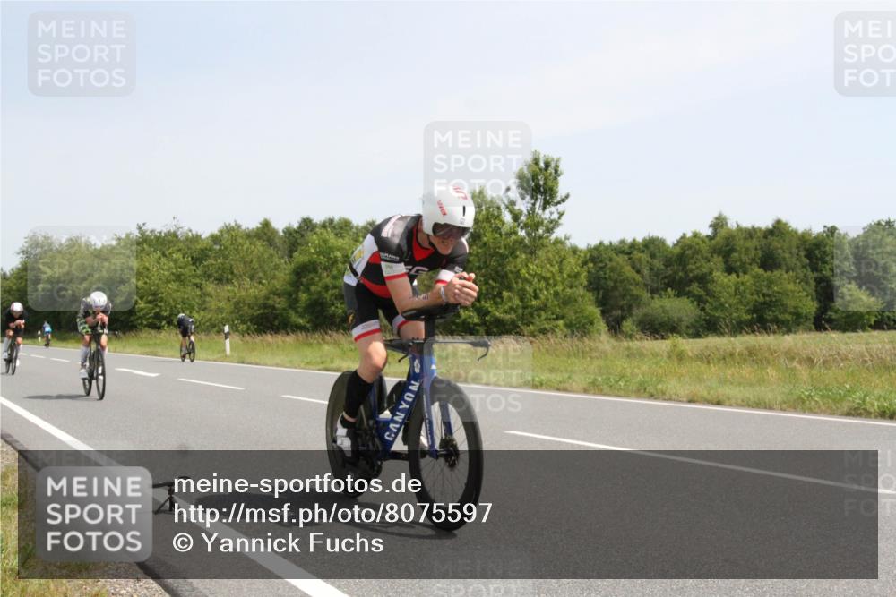 22.06.2025 - Viking Triathlon Yannick Fuchs http://msf.ph/oto/8075597 22.06.2025 11:48:11 Radfahren 145, 176, 180, 266, 368, 485 meine-sportfotos.de