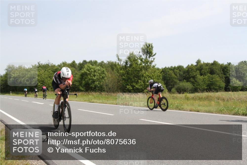 22.06.2025 - Viking Triathlon Yannick Fuchs http://msf.ph/oto/8075636 22.06.2025 11:48:37 Radfahren 78, 93, 172, 258, 289, 337, 367, 394, 427, 652 meine-sportfotos.de
