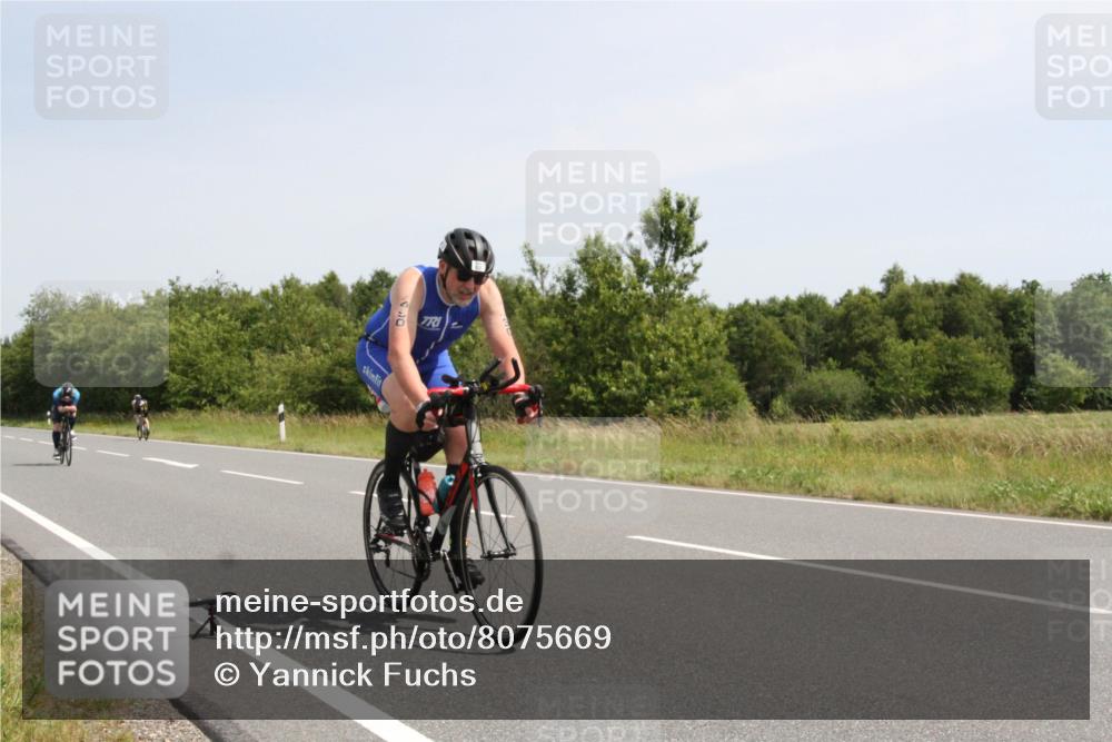 22.06.2025 - Viking Triathlon Yannick Fuchs http://msf.ph/oto/8075669 22.06.2025 11:48:53 Radfahren 253, 269, 363, 490 meine-sportfotos.de
