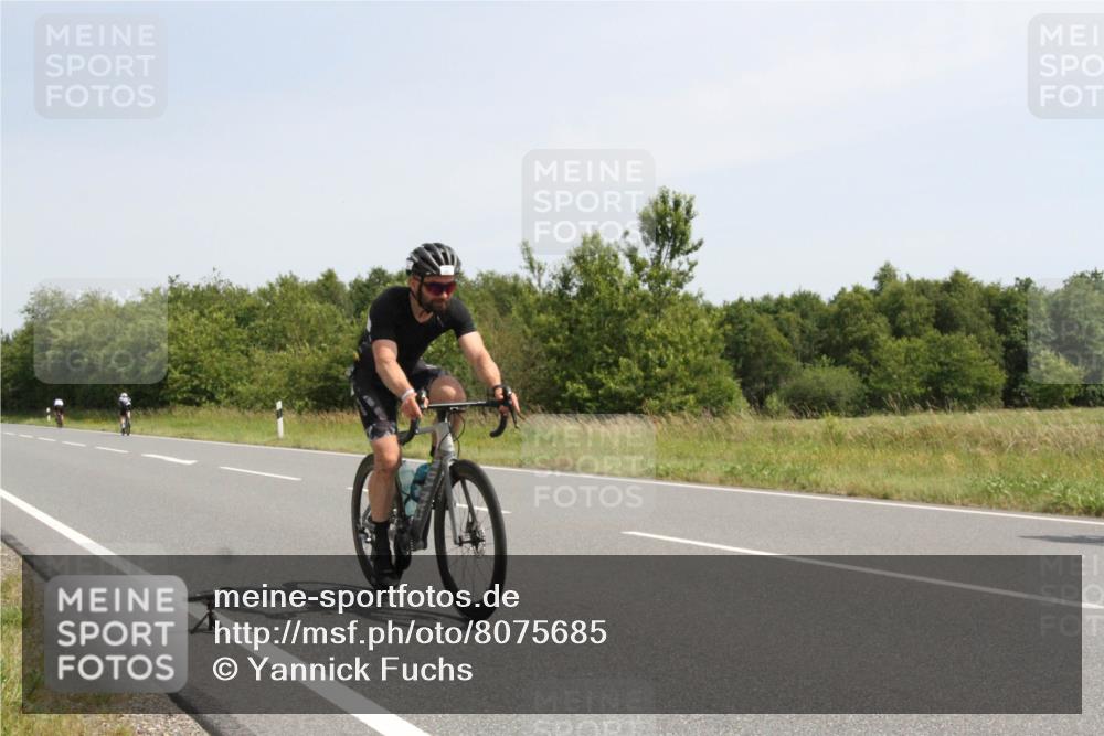 22.06.2025 - Viking Triathlon Yannick Fuchs http://msf.ph/oto/8075685 22.06.2025 11:49:02 Radfahren 201, 210, 281, 454, 542 meine-sportfotos.de
