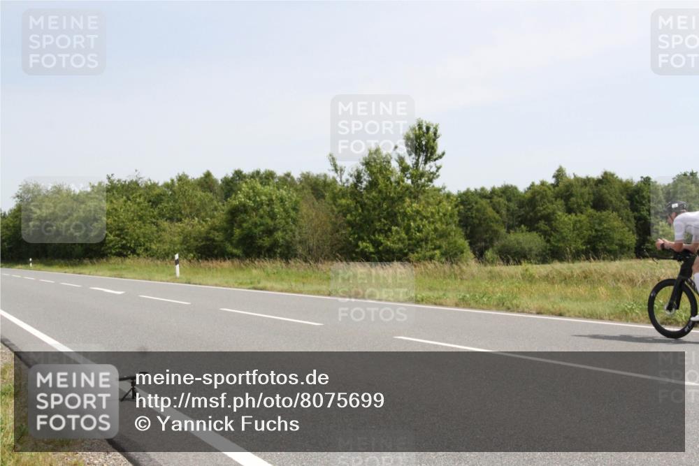 22.06.2025 - Viking Triathlon Yannick Fuchs http://msf.ph/oto/8075699 22.06.2025 11:49:36 Radfahren 22, 331, 487, 488 meine-sportfotos.de