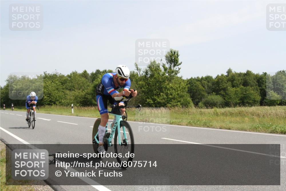 22.06.2025 - Viking Triathlon Yannick Fuchs http://msf.ph/oto/8075714 22.06.2025 11:49:51 Radfahren 3, 211, 254, 347, 648 meine-sportfotos.de