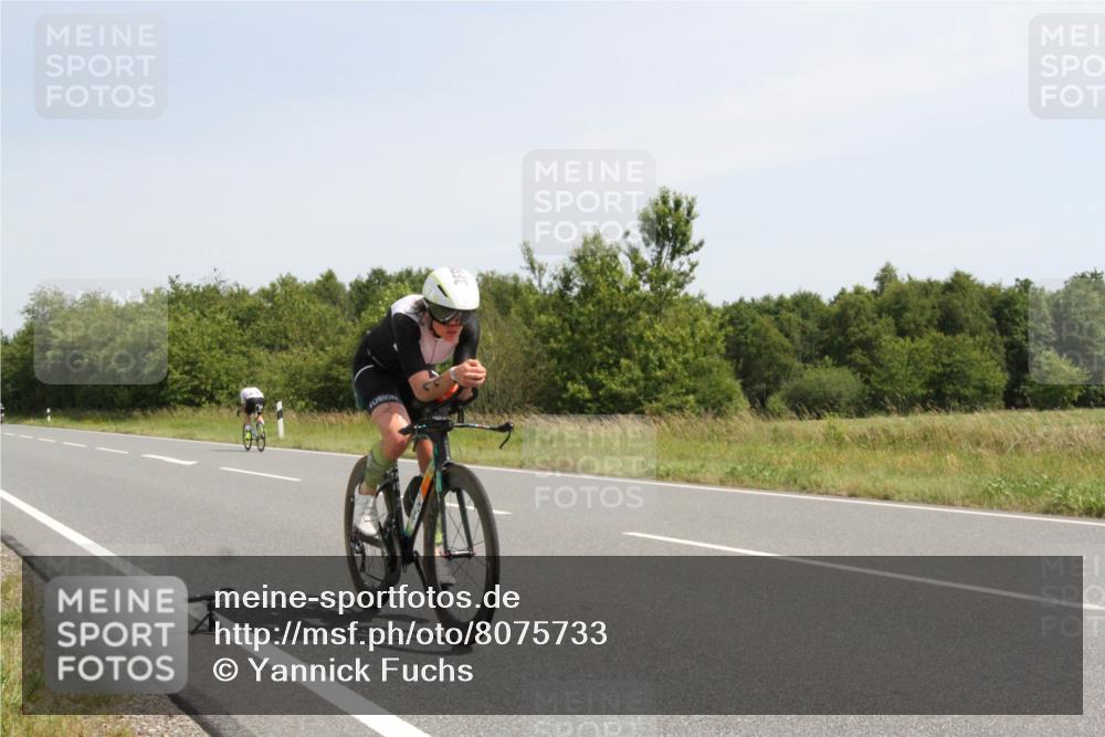 22.06.2025 - Viking Triathlon Yannick Fuchs http://msf.ph/oto/8075733 22.06.2025 11:50:03 Radfahren 11, 33, 150, 182, 257, 376, 638 meine-sportfotos.de