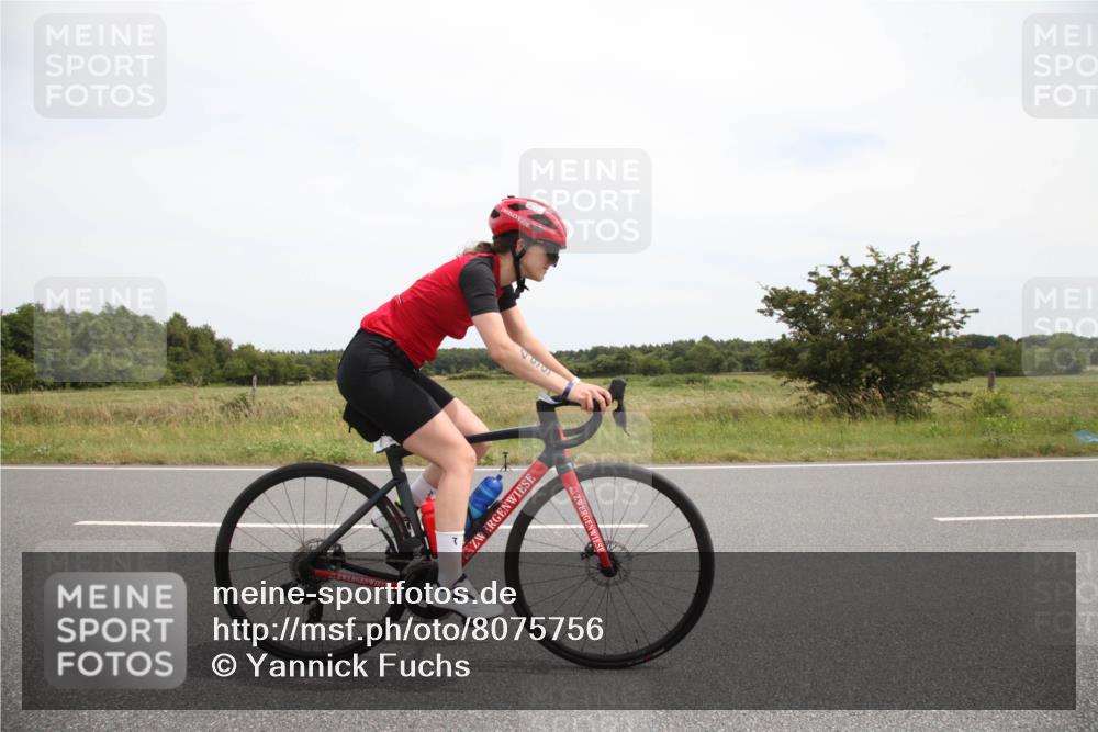22.06.2025 - Viking Triathlon Yannick Fuchs http://msf.ph/oto/8075756 22.06.2025 13:48:20 Radfahren 499 meine-sportfotos.de