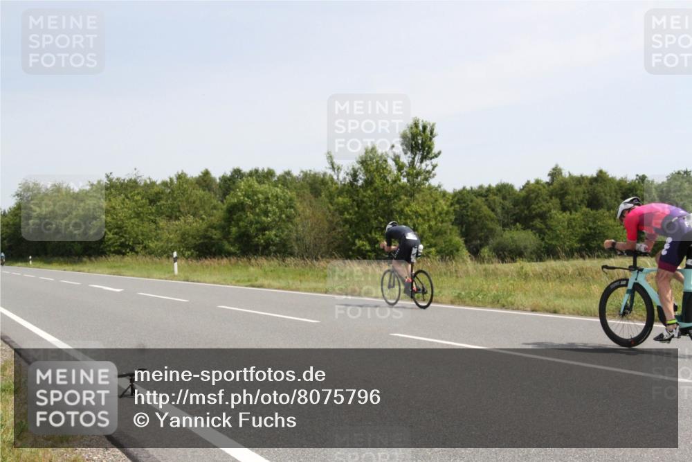 22.06.2025 - Viking Triathlon Yannick Fuchs http://msf.ph/oto/8075796 22.06.2025 11:51:04 Radfahren 14, 41, 358, 440, 655 meine-sportfotos.de