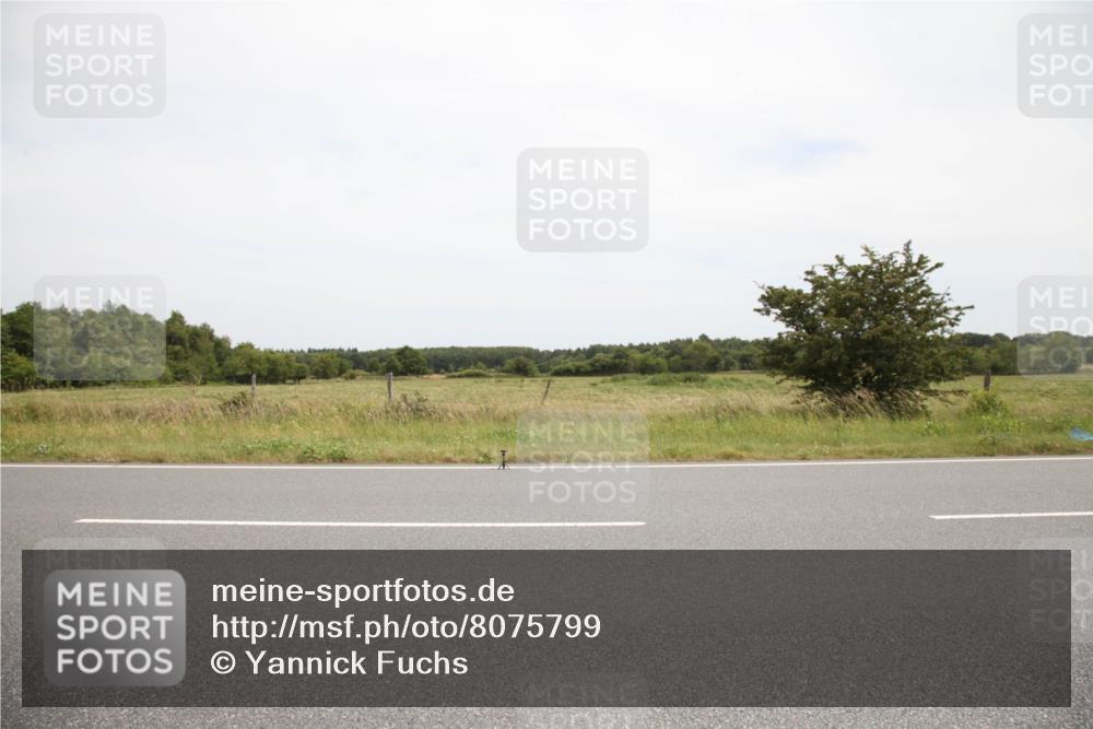 22.06.2025 - Viking Triathlon Yannick Fuchs http://msf.ph/oto/8075799 22.06.2025 13:49:01 Radfahren  meine-sportfotos.de