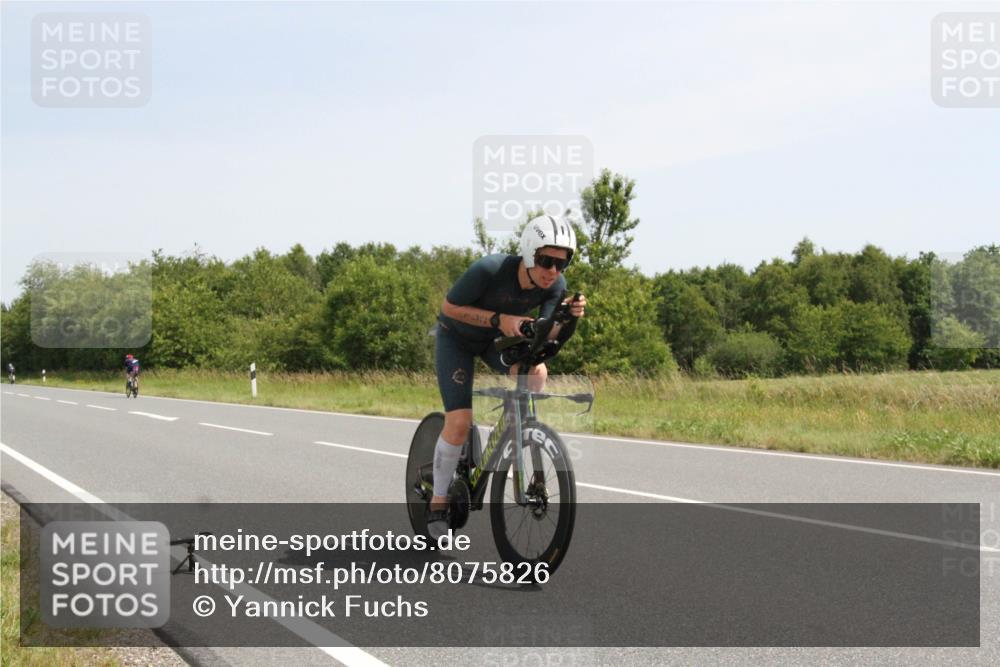 22.06.2025 - Viking Triathlon Yannick Fuchs http://msf.ph/oto/8075826 22.06.2025 11:51:43 Radfahren 152, 165, 498, 614 meine-sportfotos.de