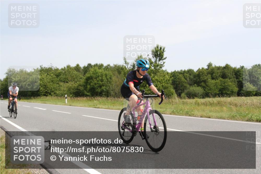 22.06.2025 - Viking Triathlon Yannick Fuchs http://msf.ph/oto/8075830 22.06.2025 11:51:48 Radfahren 165, 251, 498, 614 meine-sportfotos.de