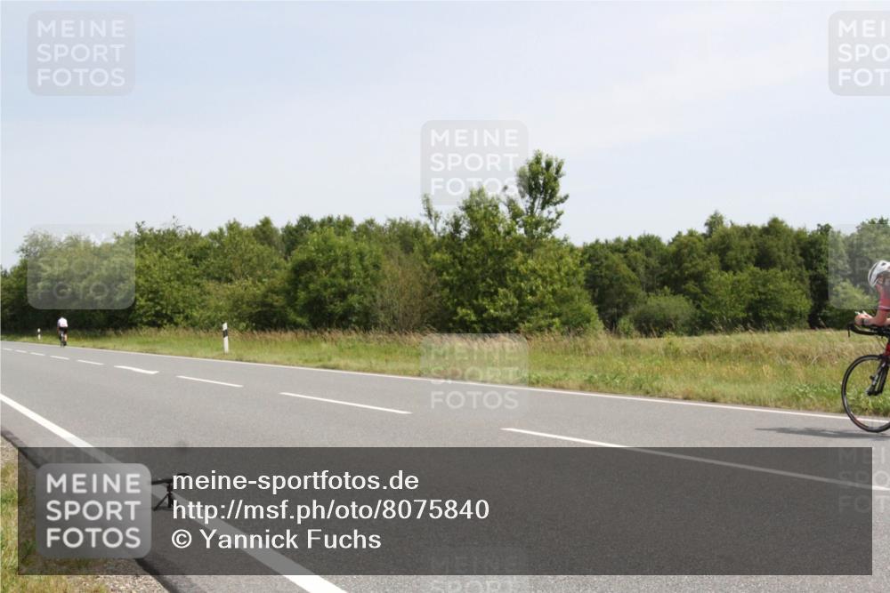 22.06.2025 - Viking Triathlon Yannick Fuchs http://msf.ph/oto/8075840 22.06.2025 11:51:55 Radfahren 251 meine-sportfotos.de