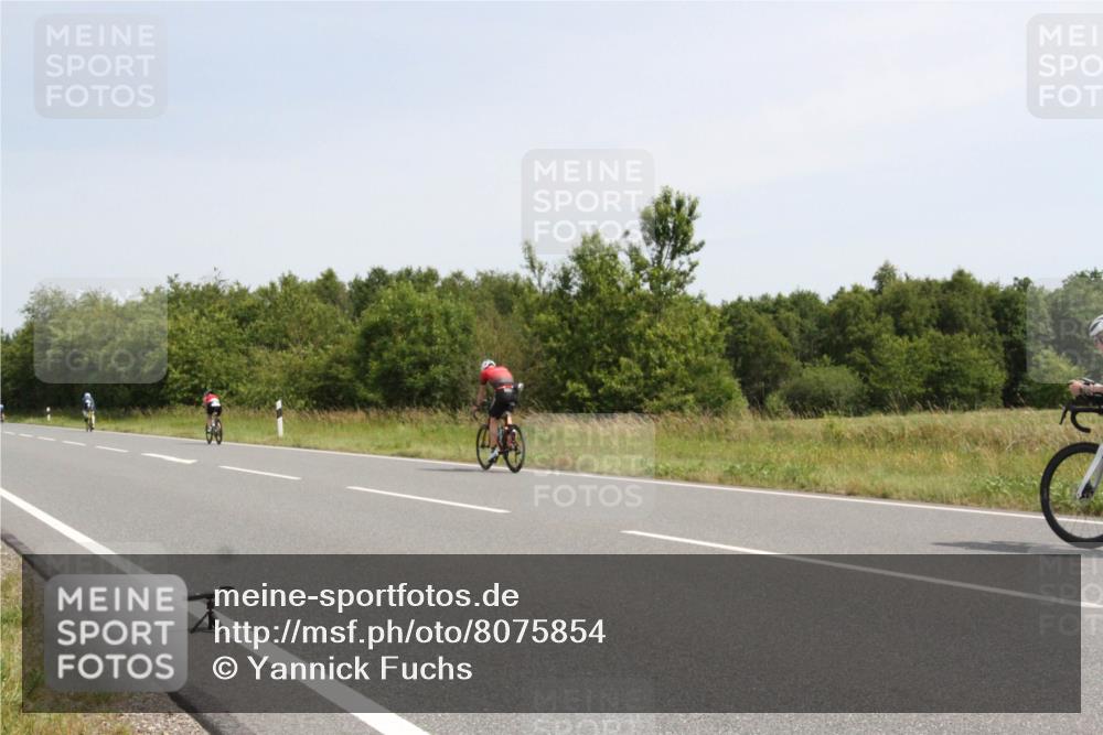 22.06.2025 - Viking Triathlon Yannick Fuchs http://msf.ph/oto/8075854 22.06.2025 11:52:13 Radfahren 54, 79, 320, 336, 361, 408, 431, 511, 521 meine-sportfotos.de