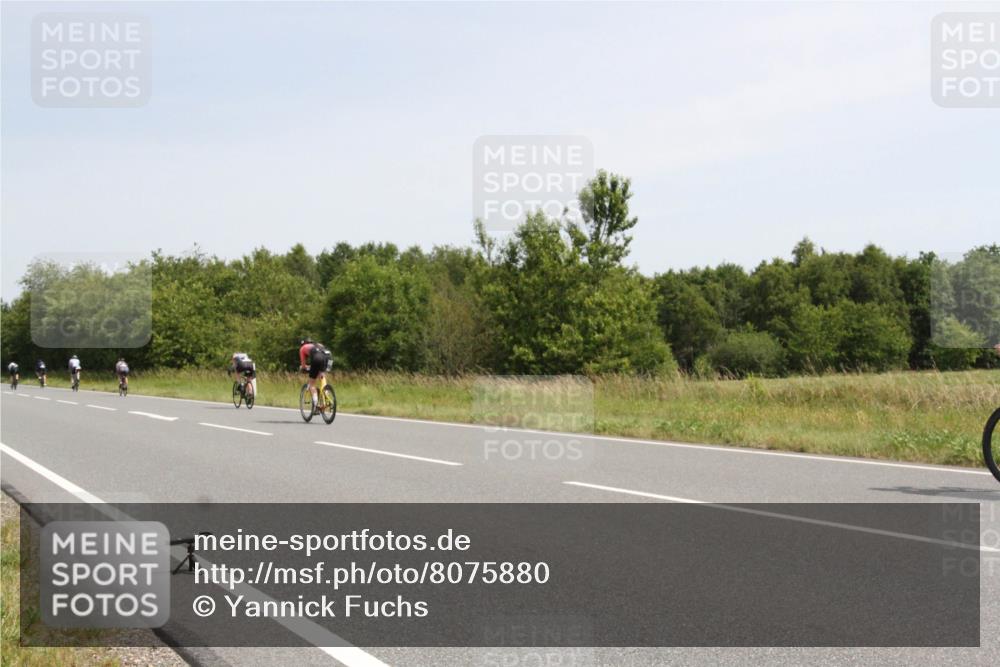 22.06.2025 - Viking Triathlon Yannick Fuchs http://msf.ph/oto/8075880 22.06.2025 11:52:24 Radfahren 43, 44, 83, 156, 335 meine-sportfotos.de