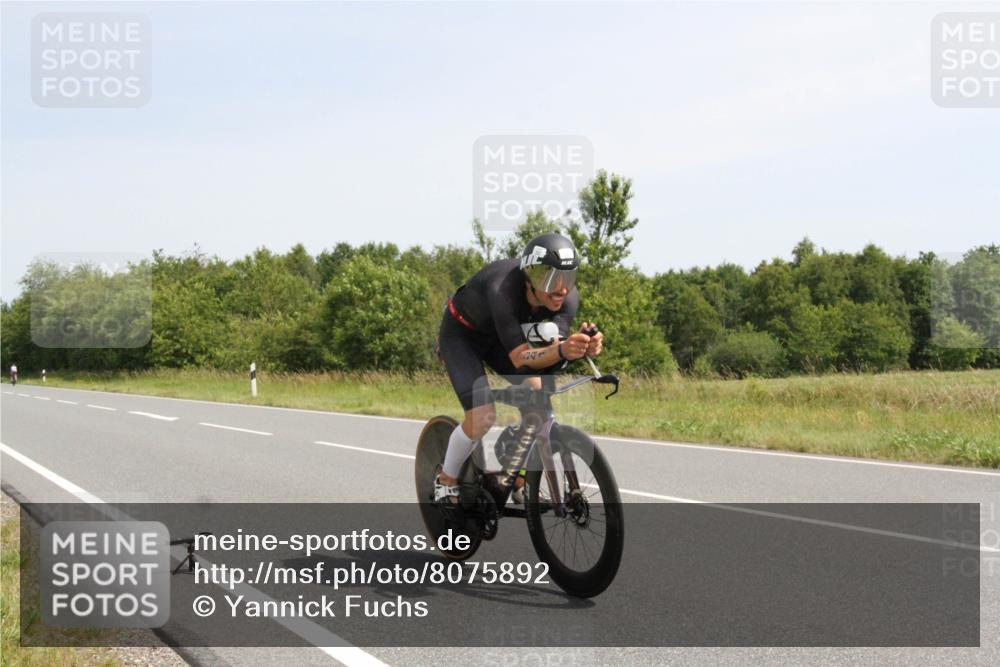 22.06.2025 - Viking Triathlon Yannick Fuchs http://msf.ph/oto/8075892 22.06.2025 11:52:41 Radfahren 341, 624 meine-sportfotos.de