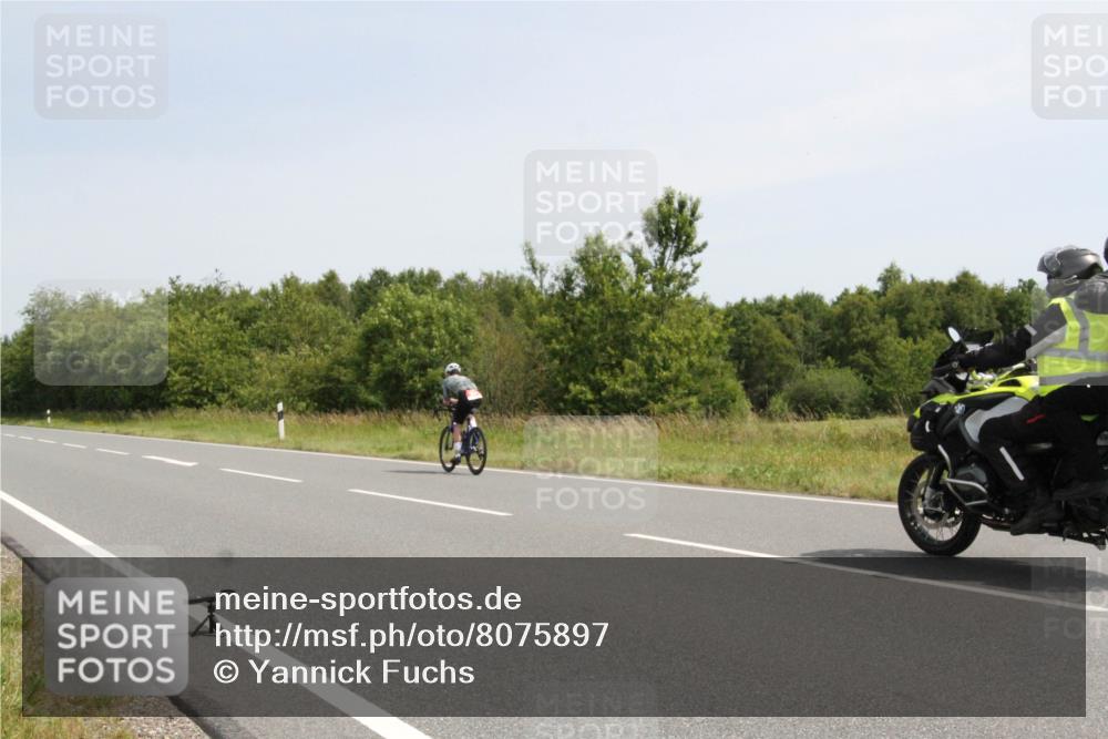 22.06.2025 - Viking Triathlon Yannick Fuchs http://msf.ph/oto/8075897 22.06.2025 11:52:43 Radfahren 341, 381, 624, 656 meine-sportfotos.de