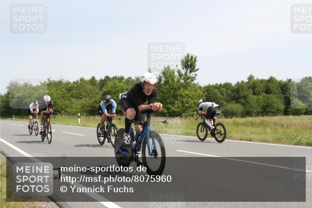 22.06.2025 - Viking Triathlon Yannick Fuchs http://msf.ph/oto/8075960 22.06.2025 11:53:48 Radfahren 4, 13, 173, 288, 340, 444, 458, 462, 472, 604 meine-sportfotos.de