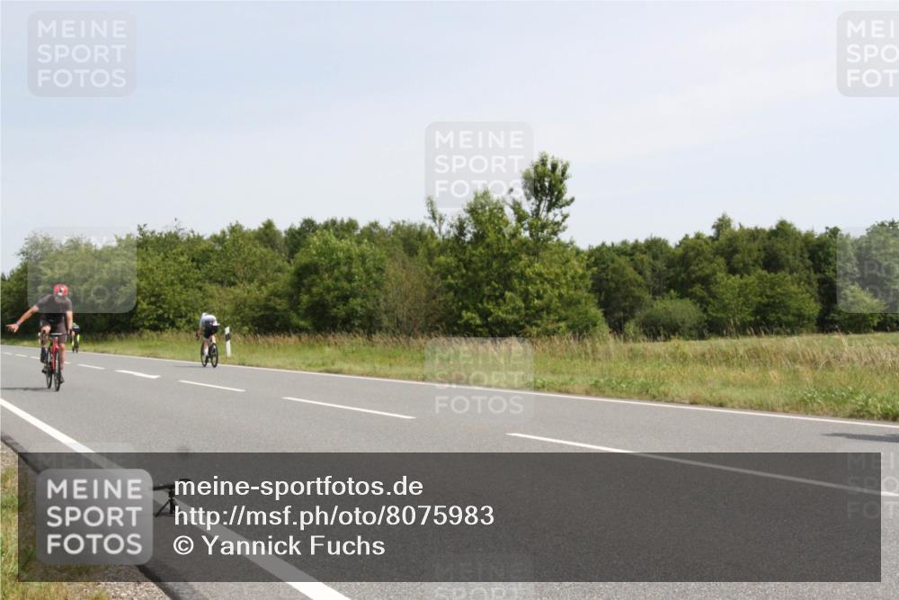 22.06.2025 - Viking Triathlon Yannick Fuchs http://msf.ph/oto/8075983 22.06.2025 11:54:03 Radfahren 115, 159, 222 meine-sportfotos.de