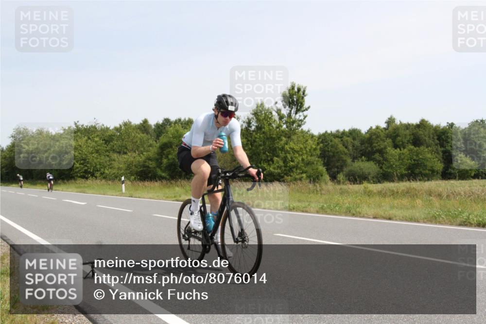 22.06.2025 - Viking Triathlon Yannick Fuchs http://msf.ph/oto/8076014 22.06.2025 11:54:39 Radfahren 357, 369, 641 meine-sportfotos.de