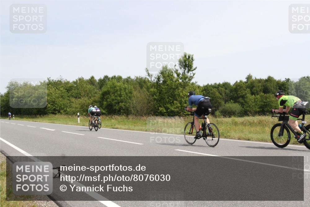 22.06.2025 - Viking Triathlon Yannick Fuchs http://msf.ph/oto/8076030 22.06.2025 11:54:50 Radfahren 25, 65, 66, 89, 237, 311, 636, 649 meine-sportfotos.de