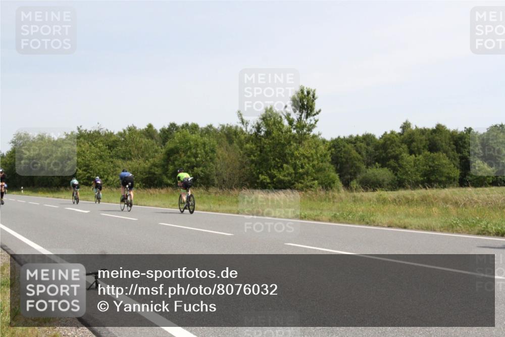 22.06.2025 - Viking Triathlon Yannick Fuchs http://msf.ph/oto/8076032 22.06.2025 11:54:51 Radfahren 25, 65, 66, 89, 237, 311, 636 meine-sportfotos.de