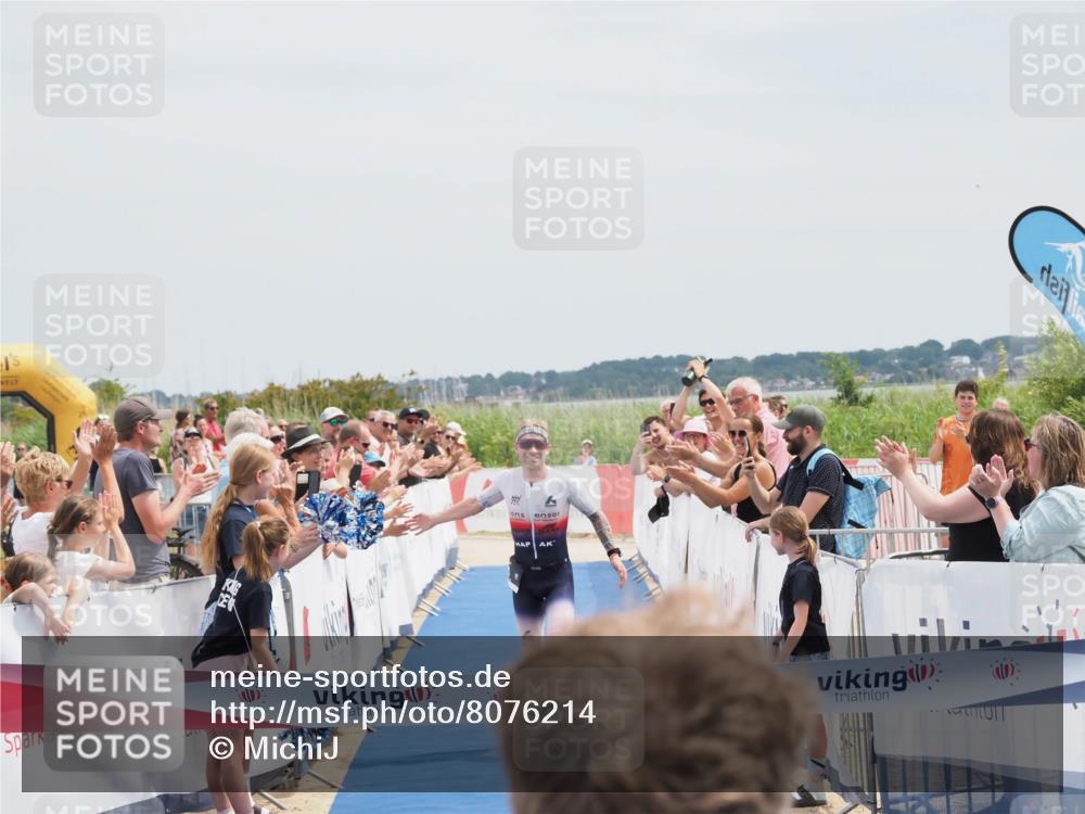 22.06.2025 - Viking Triathlon MichiJ http://msf.ph/oto/8076214 22.06.2025 13:47:03 Ziel 4 meine-sportfotos.de