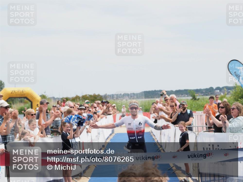 22.06.2025 - Viking Triathlon MichiJ http://msf.ph/oto/8076265 22.06.2025 13:47:05 Ziel 4 meine-sportfotos.de